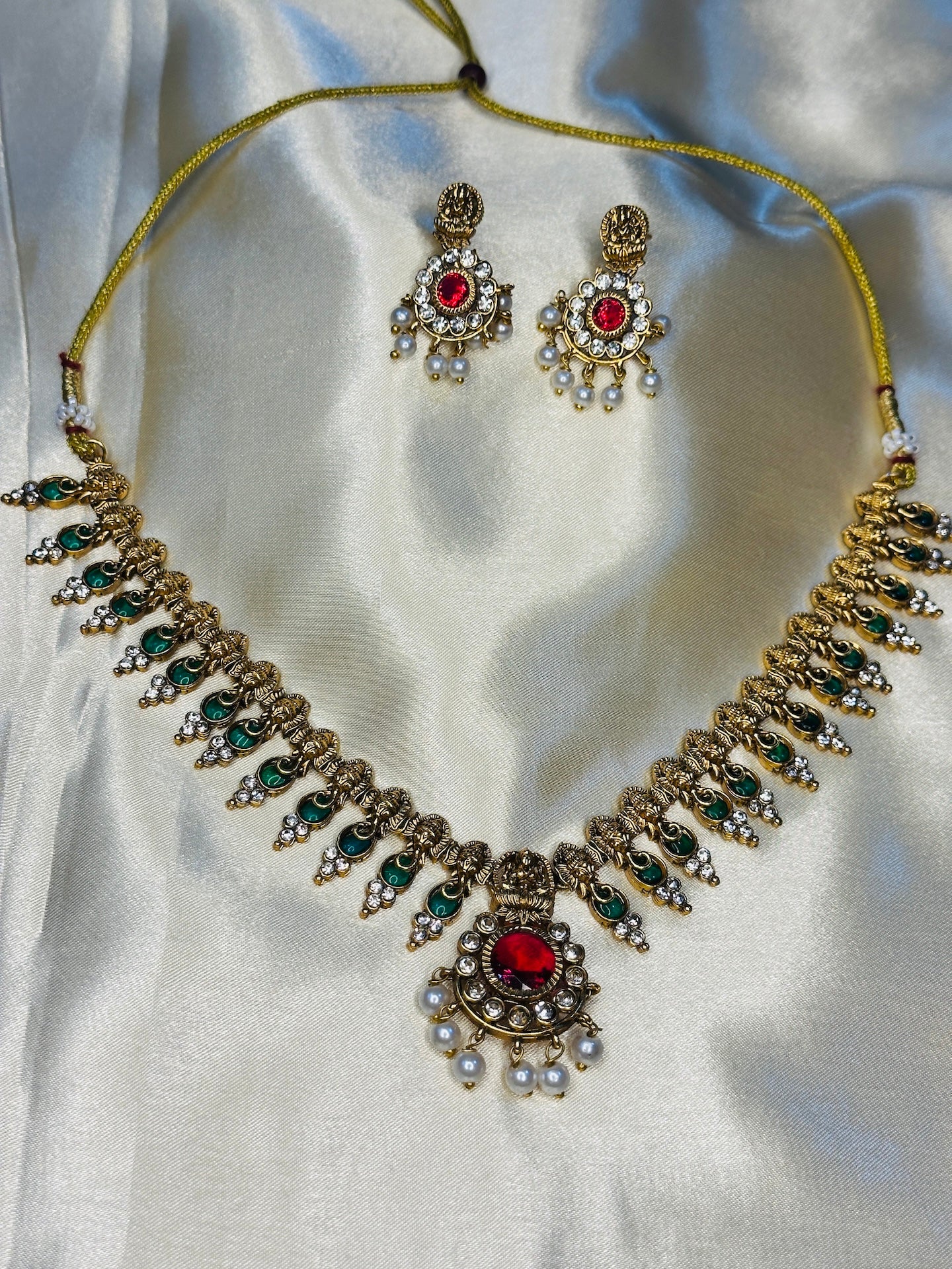 Lakshmi Ganesha Palakka Necklace Set