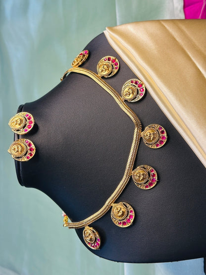 Lakshmi Kasu Moon Necklace Set