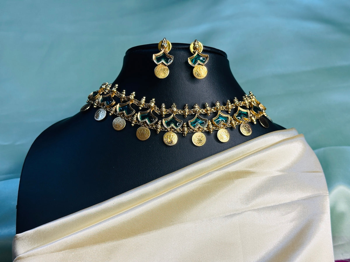 Three Layer Kasu Bottle Green Palakka Choker Set