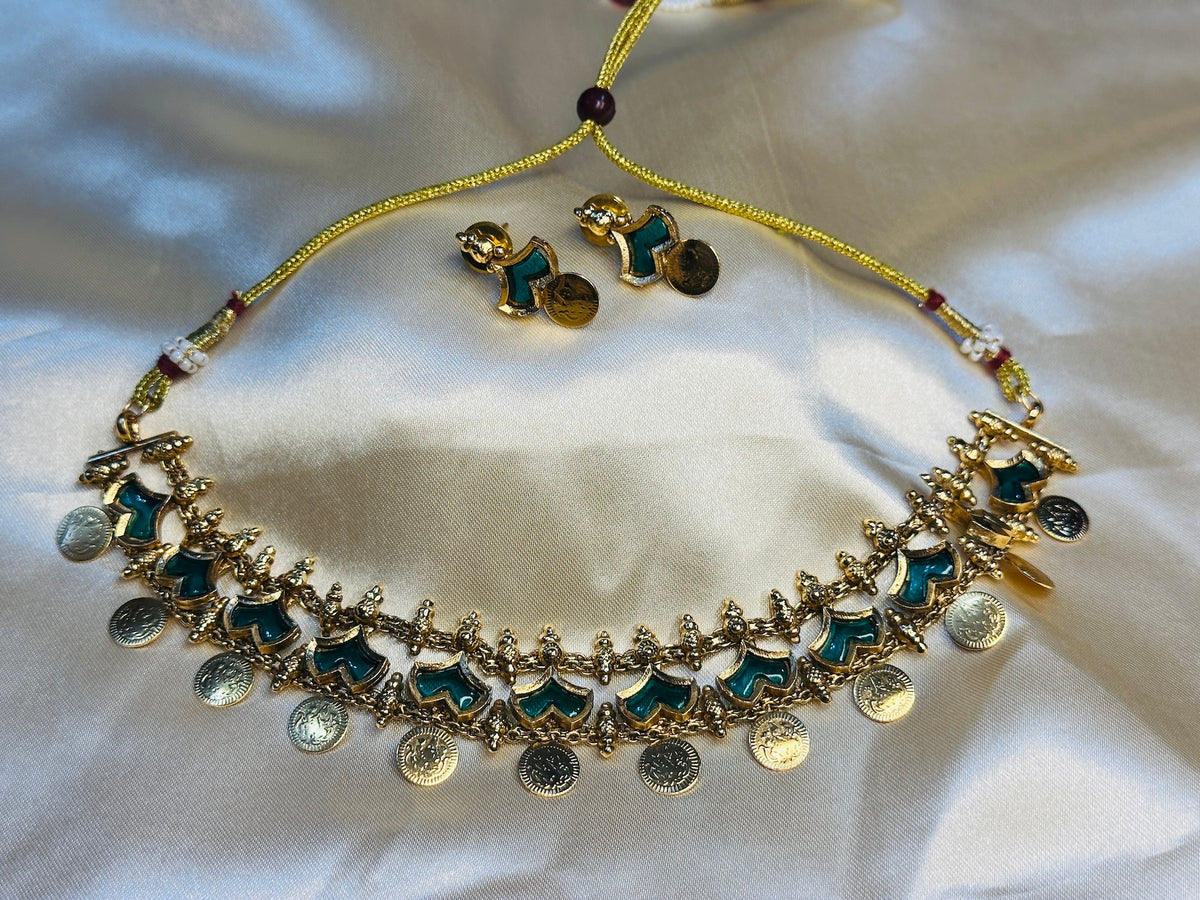 Three Layer Kasu Bottle Green Palakka Choker Set