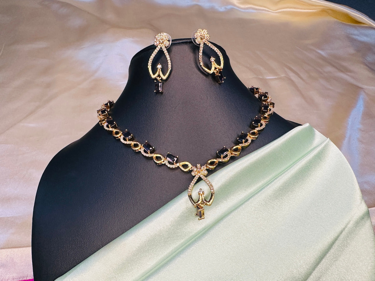 AD Stone  Necklace Set