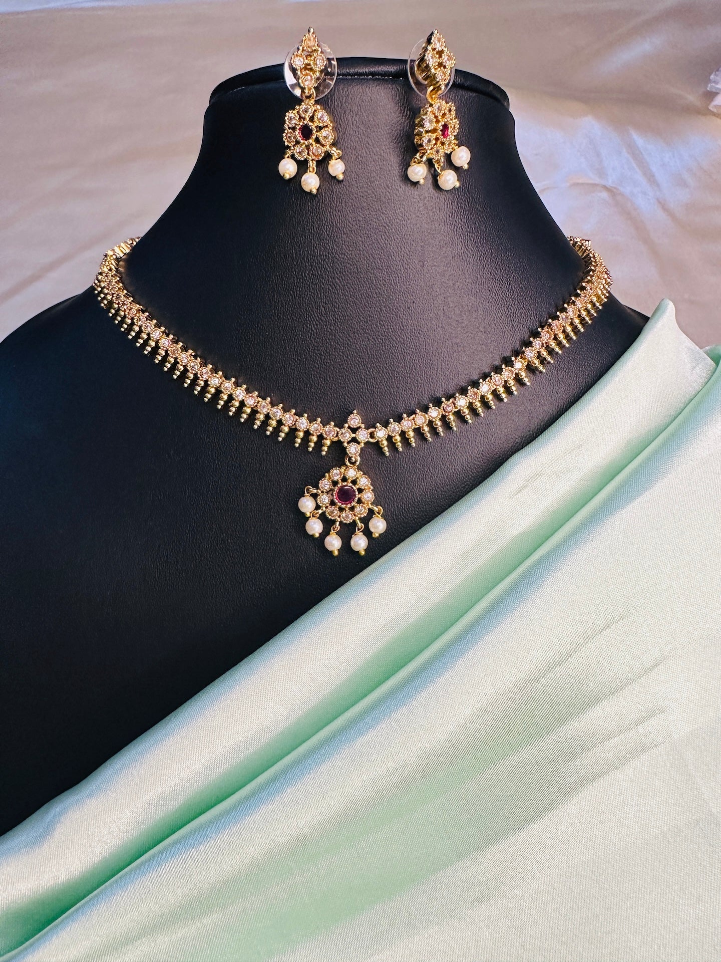 AD Stone Attigai Necklace Set